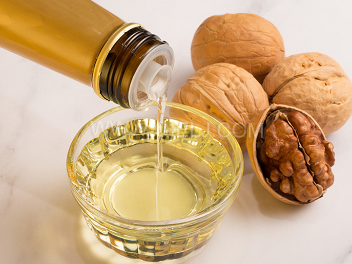 企鵝牌核桃油榨油設(shè)備,生產(chǎn)綠色健康油受大眾喜愛(圖1) 企鵝牌核桃油榨油設(shè)備,生產(chǎn)綠色健康油受大眾喜愛(圖1)