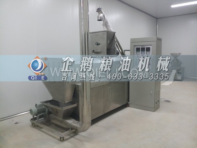 企鵝牌核桃油榨油設(shè)備,生產(chǎn)綠色健康油受大眾喜愛(圖3) 企鵝牌核桃油榨油設(shè)備,生產(chǎn)綠色健康油受大眾喜愛(圖3)